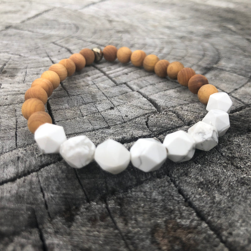 Consciousness Howlite & Cedar Energy Bracelet